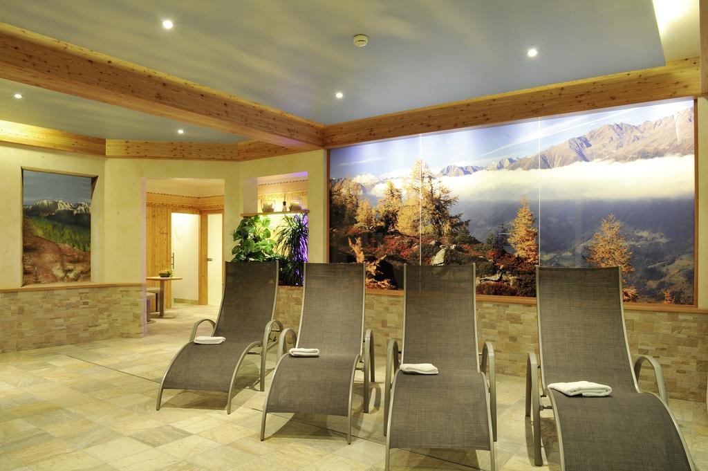 Familienhotel Moos-Alm Lienz Exterior photo
