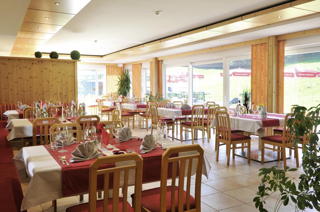 Familienhotel Moos-Alm Lienz Exterior photo